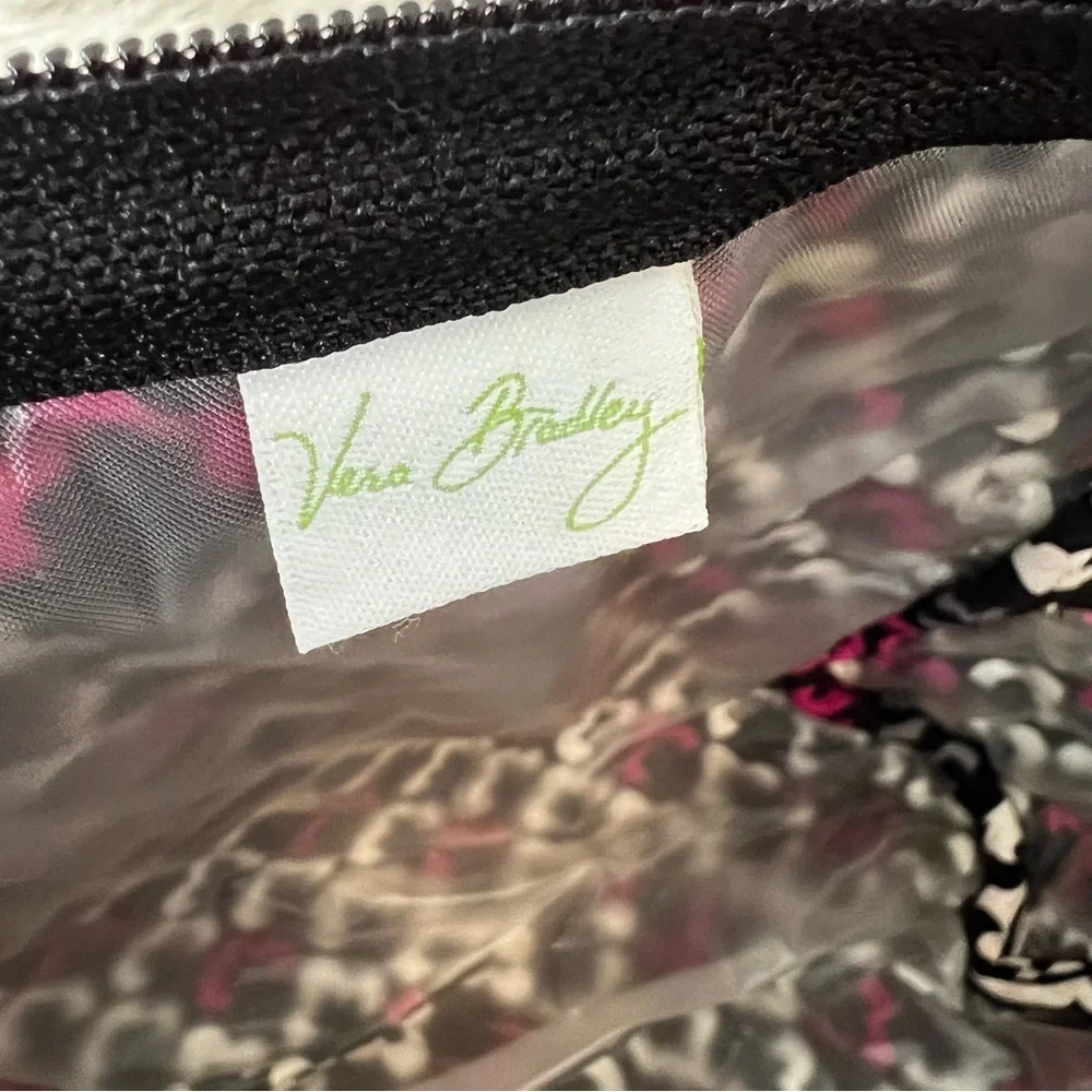 VERA BRADLEY Canterberry Magenta 2013 L Lined Cosmetic Case Black Pink USA